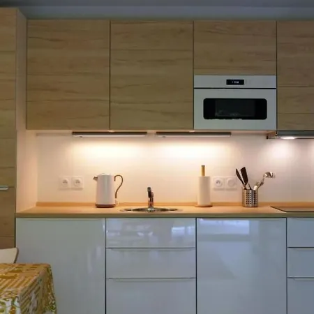 شقة By Interhome *